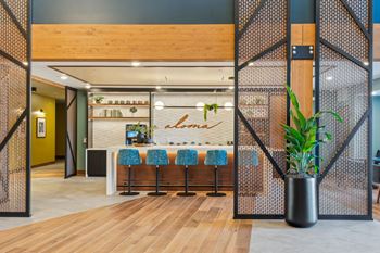 Bistro/coffee bar